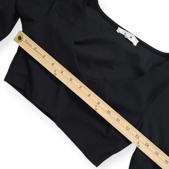 Joah Brown Crop V-Neck Long Sleeve Thumbholes Small Medium Black - Picture 6 of 7